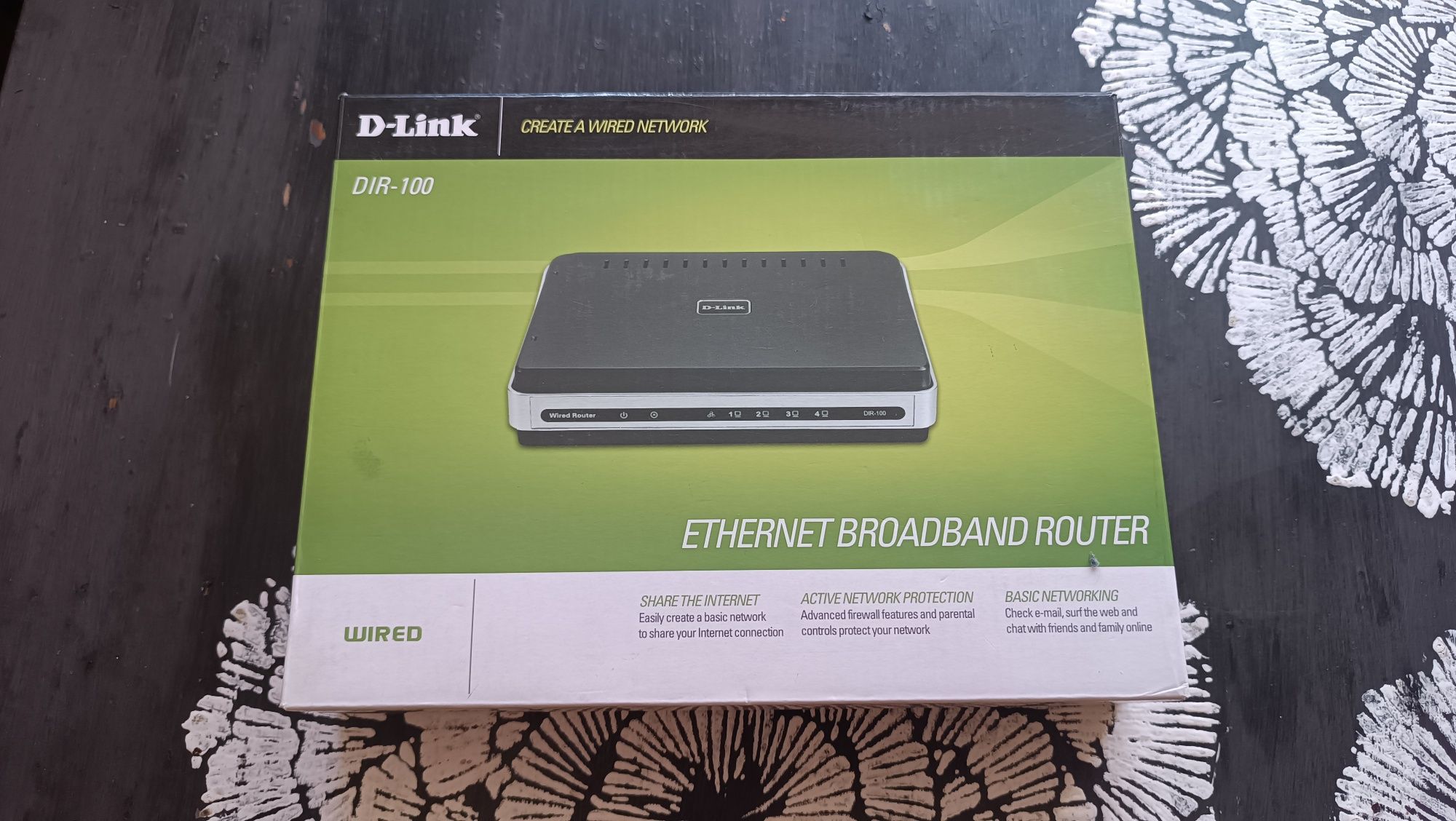 Маршрутизатор D-Link DIR-100 (Ethernet Broadband Router)