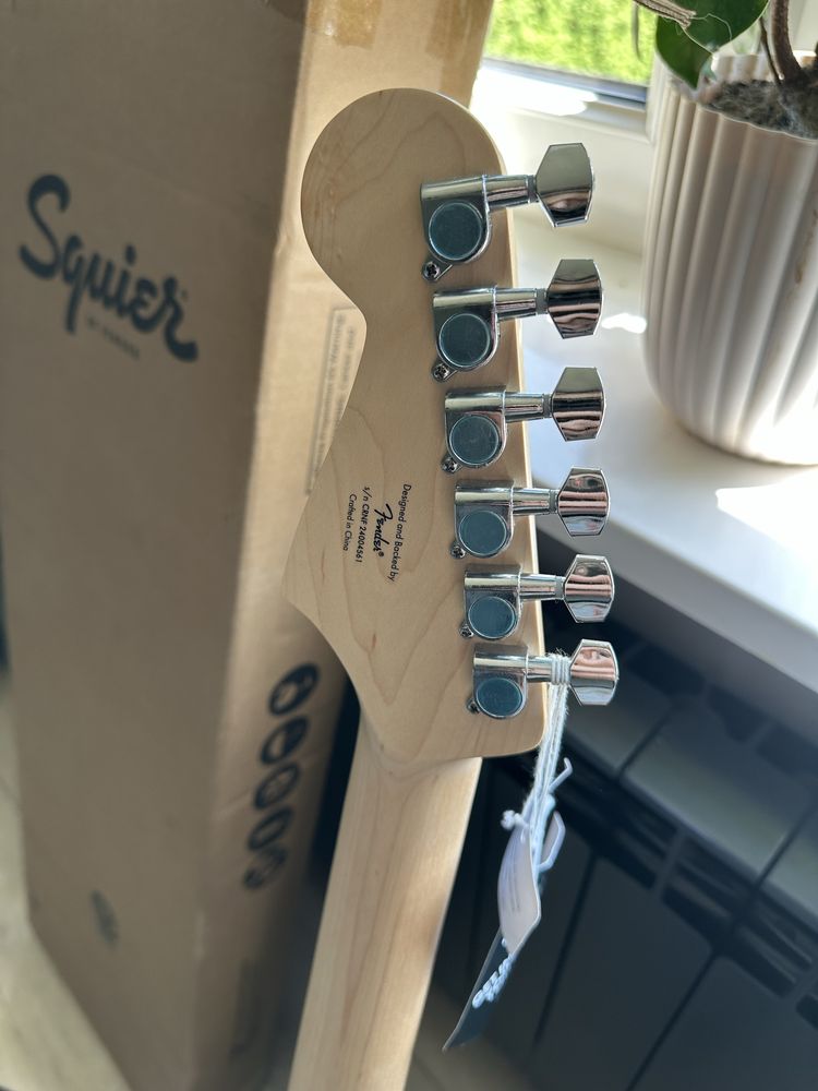 Gitara elektryczna Fender Squier Debut dla początkujących