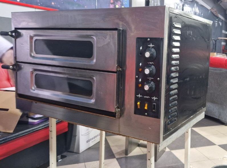 Піч для піци на 4шт по 30 см кераміка 380в
