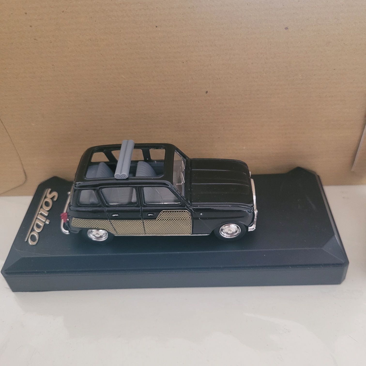 Carro miniatura.