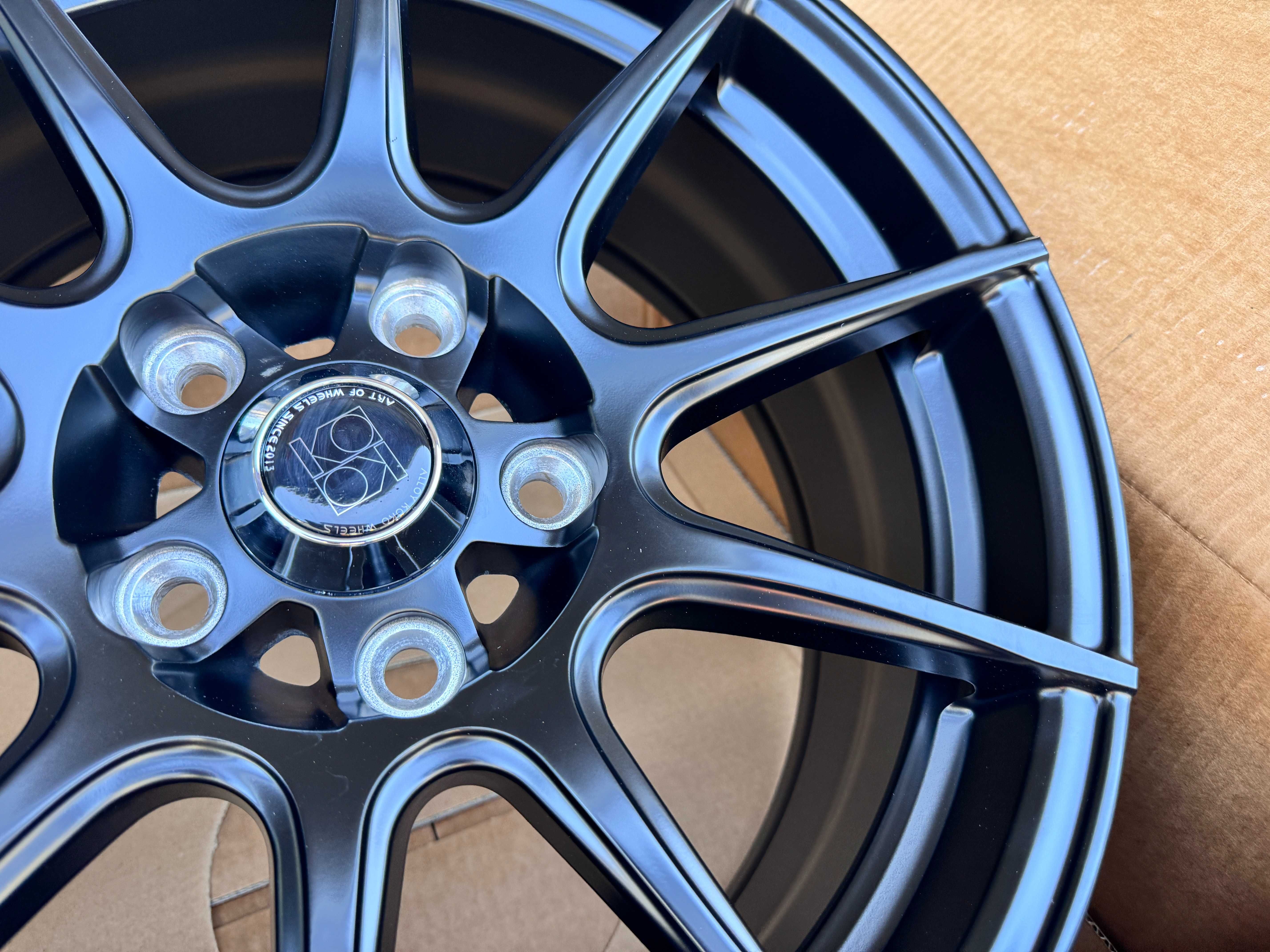 Нові Чорні титани R16 5x114.3 7j et35 Хонда Рено Мазда Тойота Ніссан