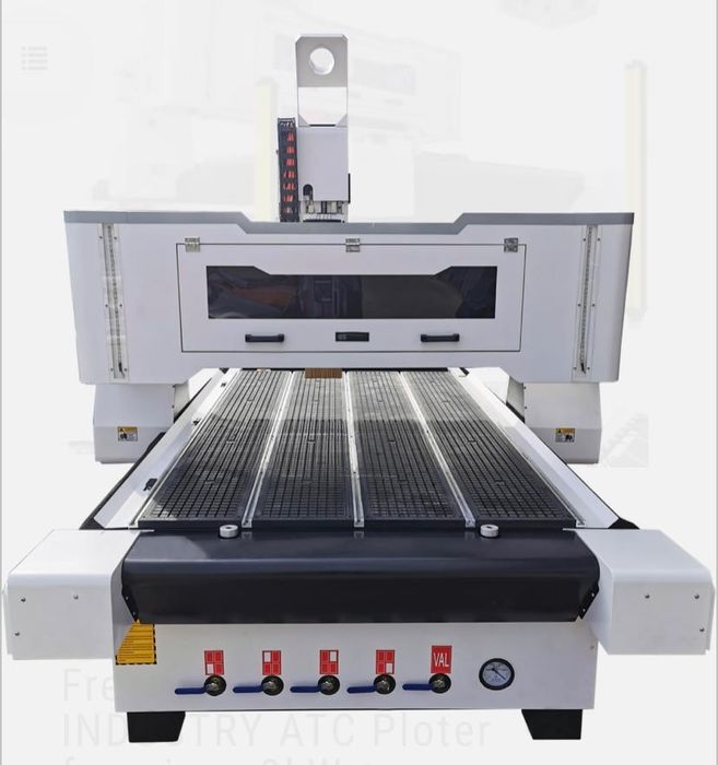 Frezarka CNC 1325 INDUSTRY Ploter 9kW + pompa Becker 2.250