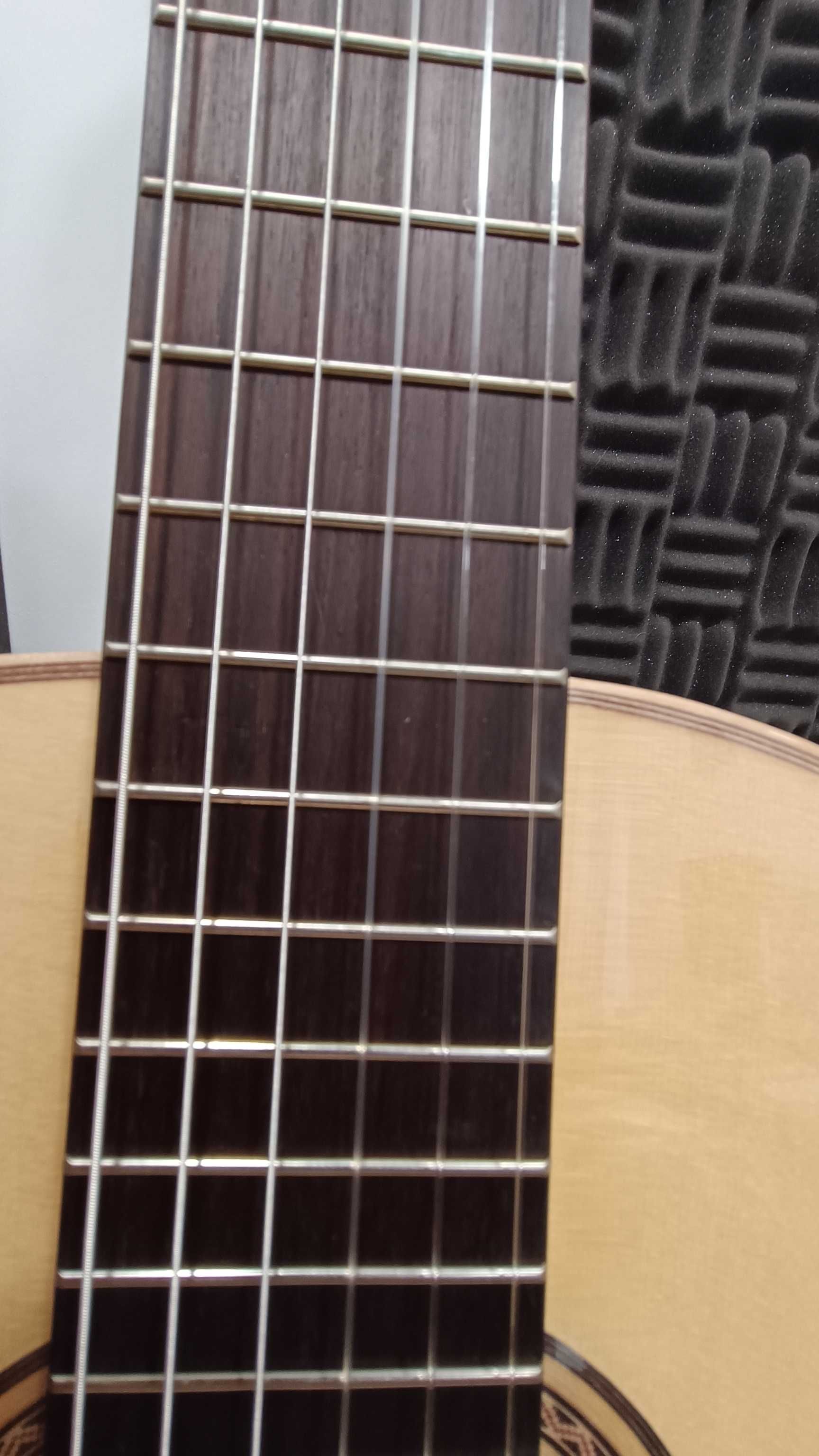 Guitarra "La Mancha" modelo "Rubi S" (Nova)