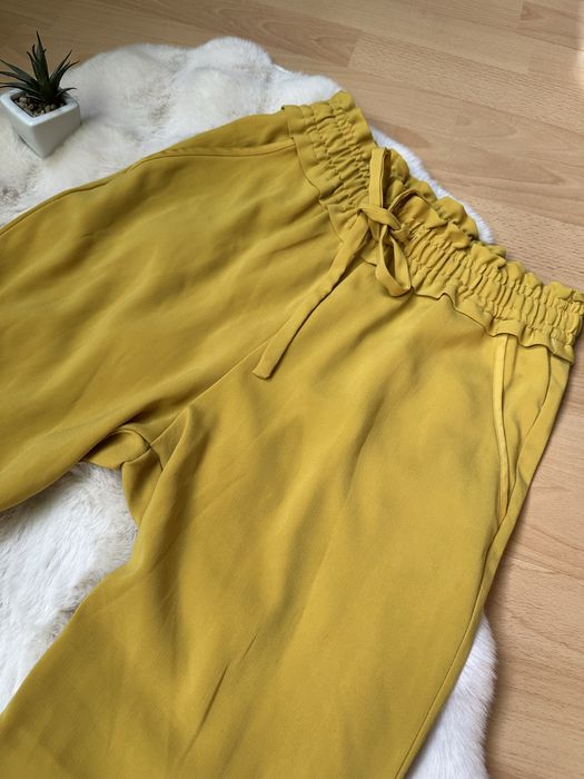Spodnie Zara cygaretki musztardowe zolte XS
