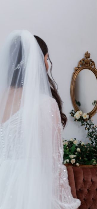 Весільна сукня айворі