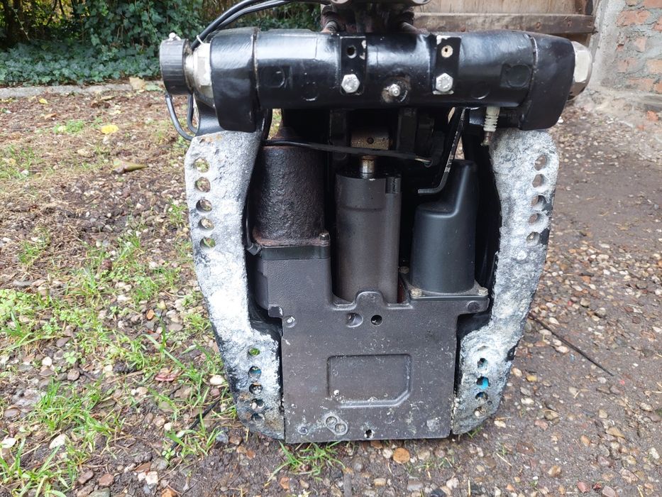 Mercury efi 250hp paler trim