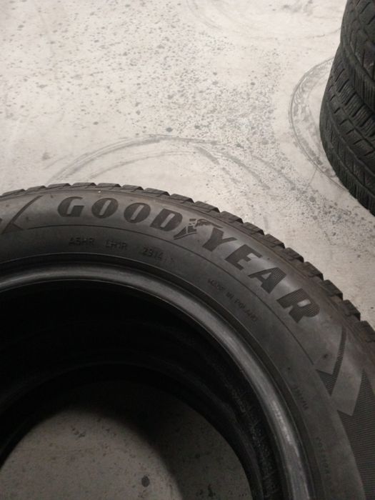 175 70 R14  GOODYEAR Ultra Grip 9, Зимові шини б/у