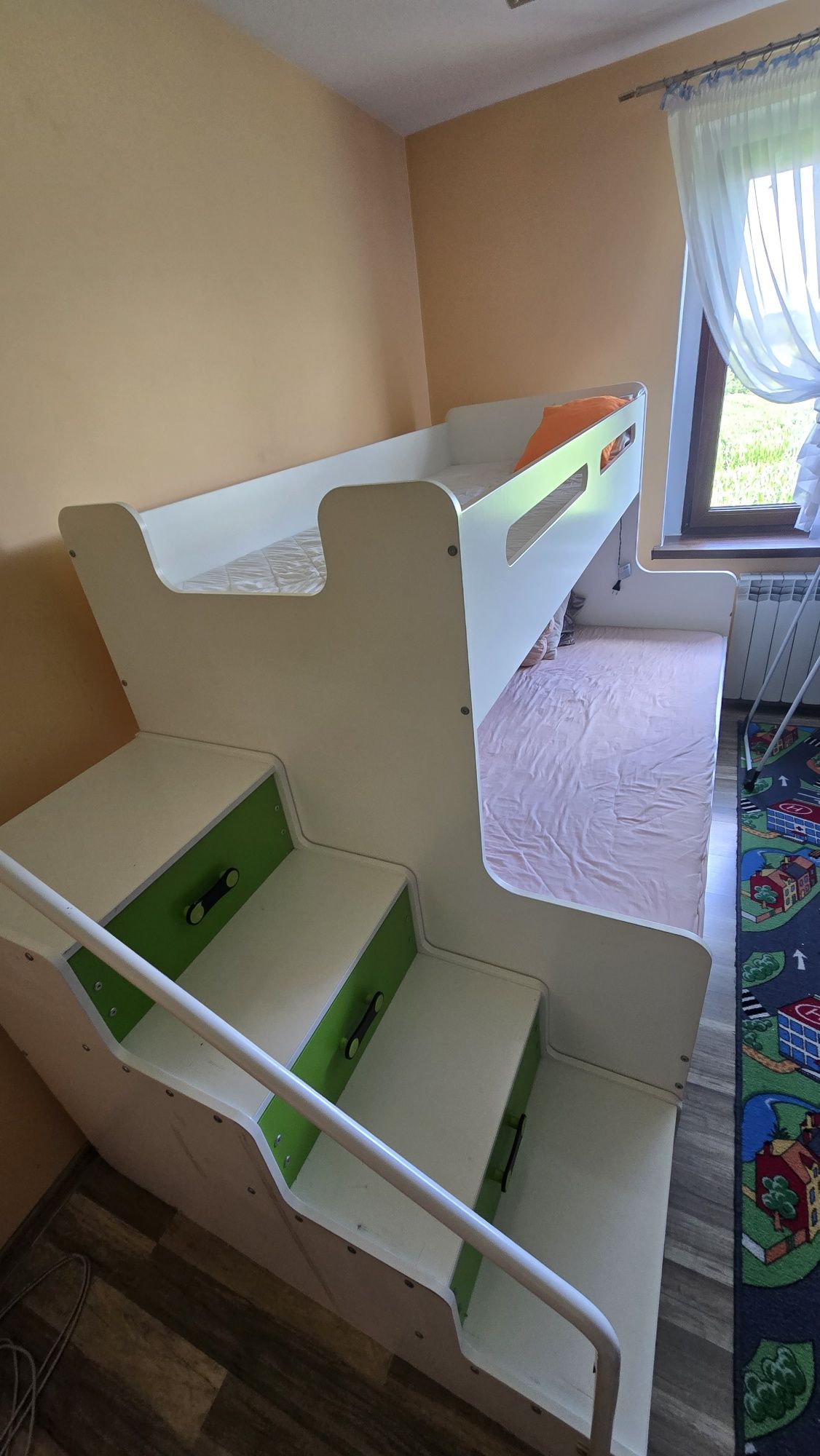 Łóżko piętrowe 2 lub 3 osobowe