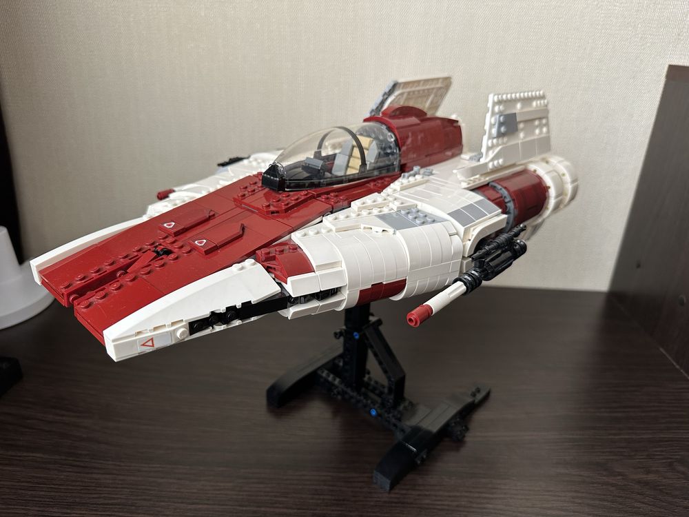 Lego Star Wars UCS 75275 A-wing Зоряний винищувач типу А