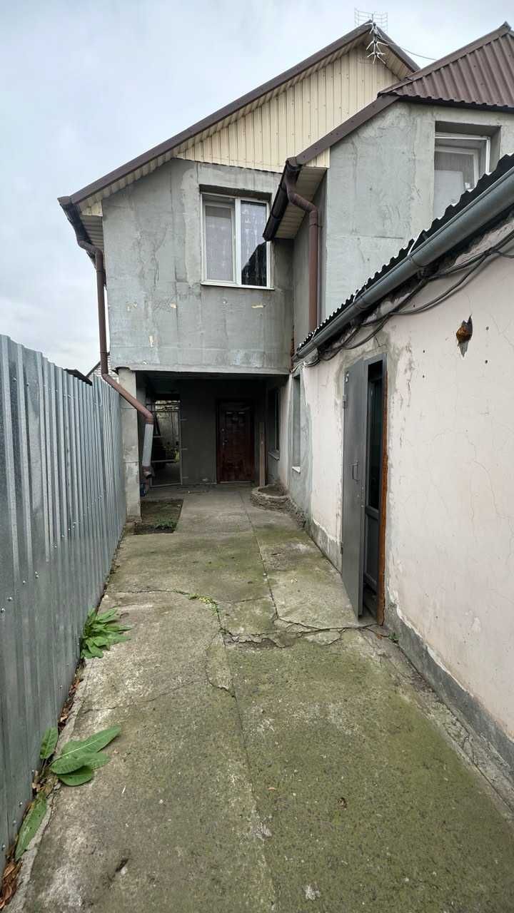Продаю дом в центре, рядом с пр. Центральным