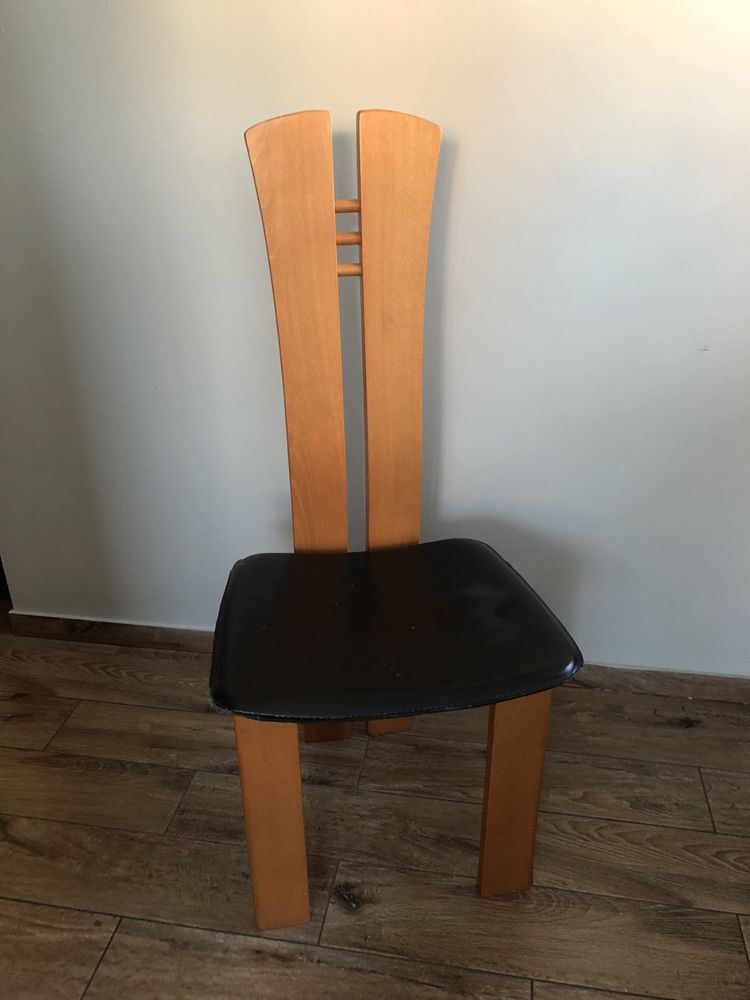 Krzesła bukowe (5 szt )