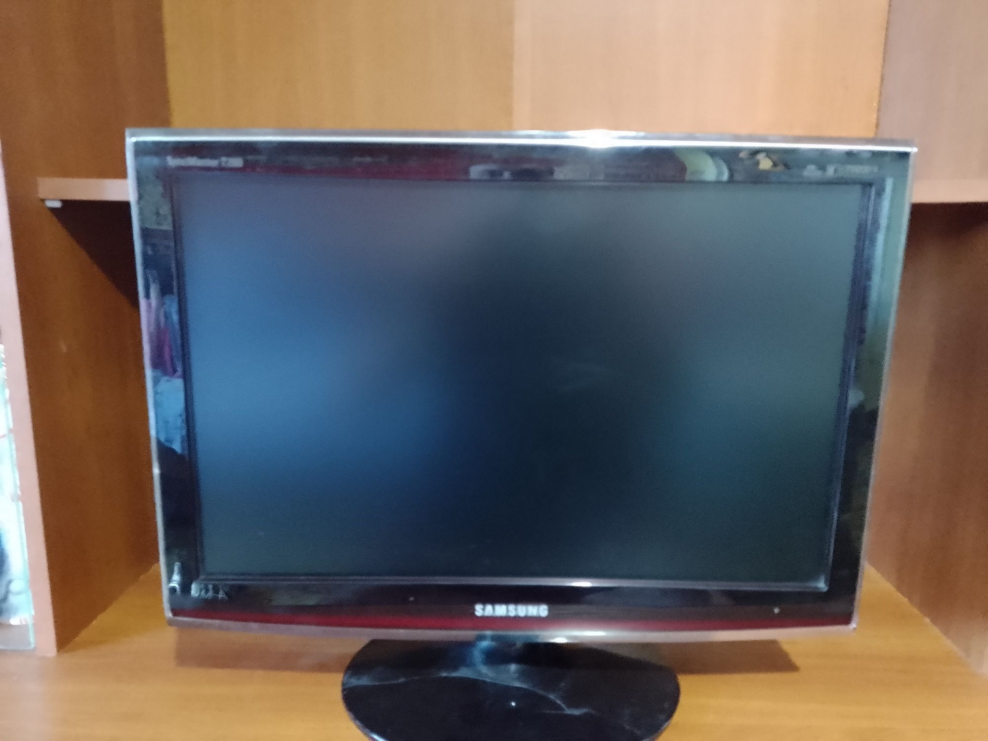 Монитор Samsung T200