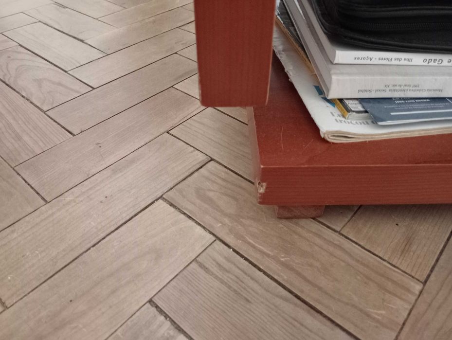 Mesa de centro em cerejeira 120x61x32cm