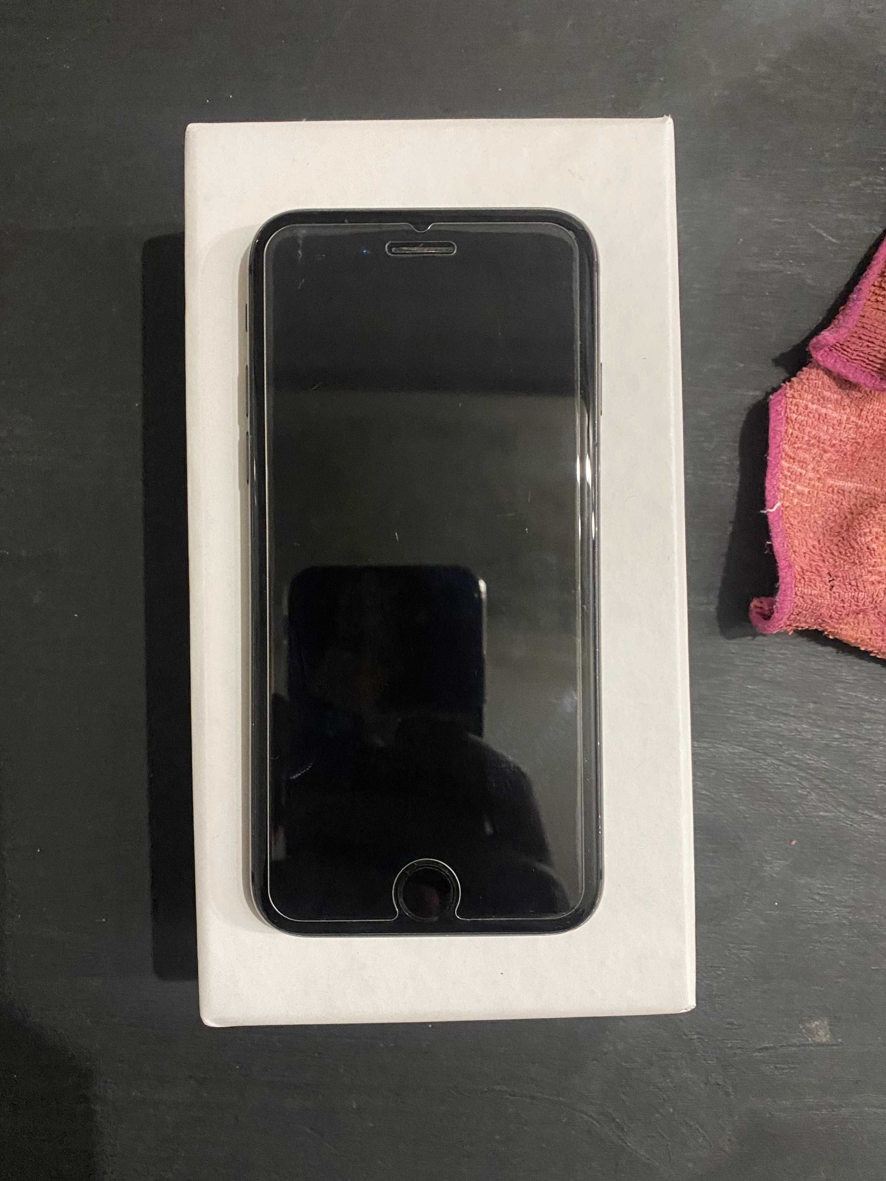 Iphone 8, 256GB, cor preto