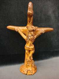 Crucifixo em terracota R.R.
