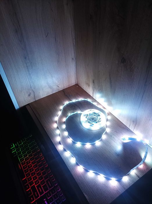 Світлодіодна стрічка 5,10,15,20 метрів USB Лента RGB 5050 30 діодів/м