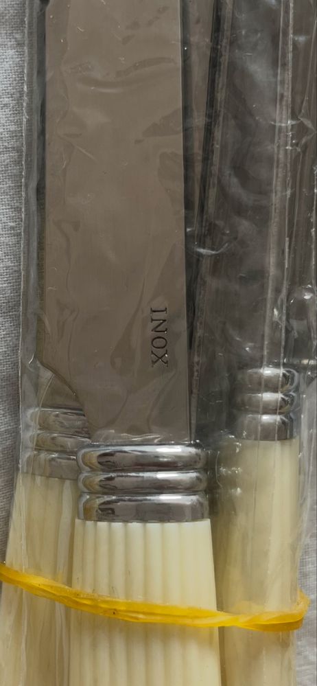 Conjunto de talheres para 6 pessoas