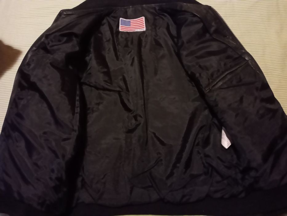 Бомбер TOP GUN . Натуральна шкіра. У гарному стані. Р-50.