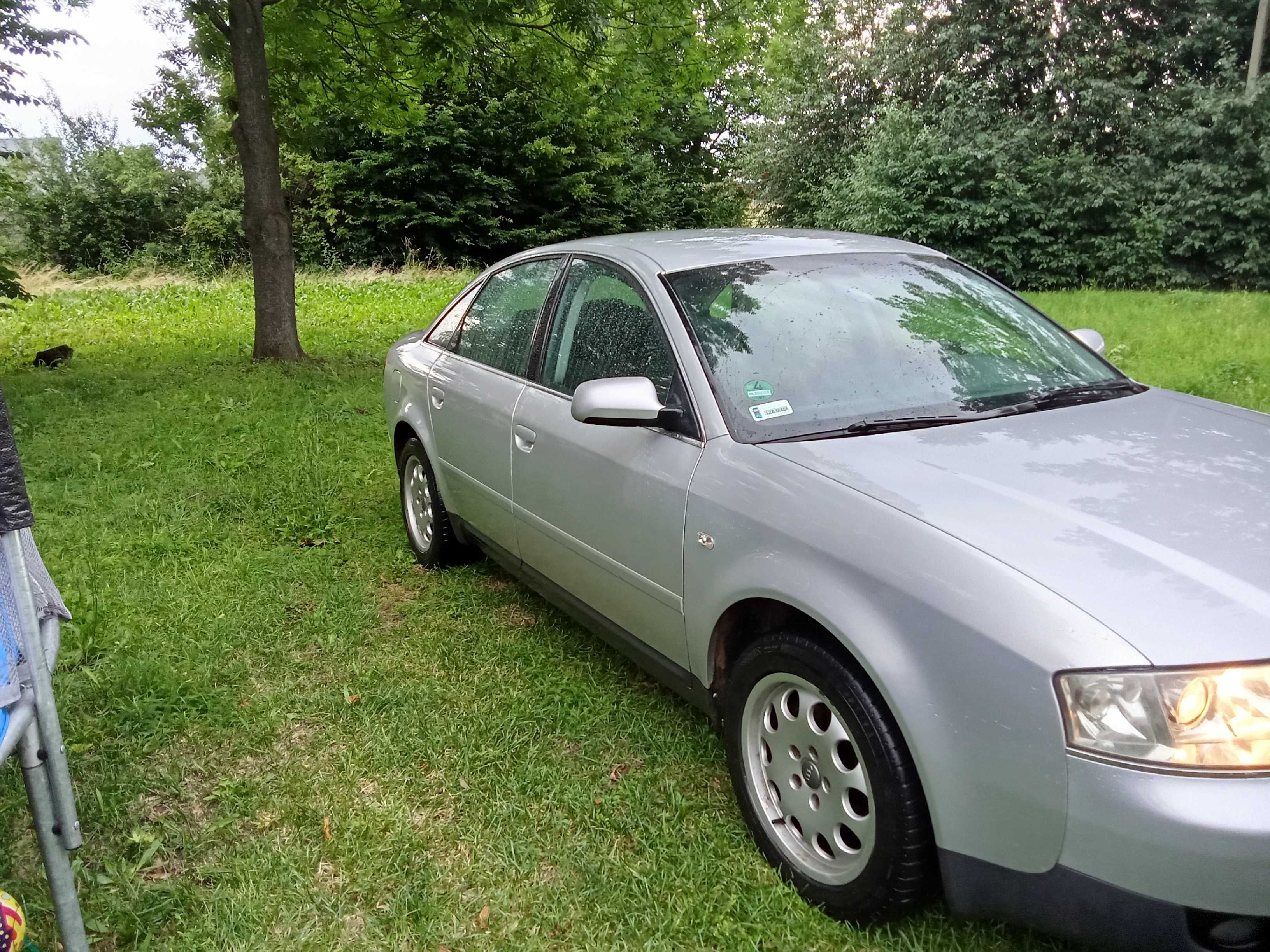 Audi A6 C5 2004 srebrny