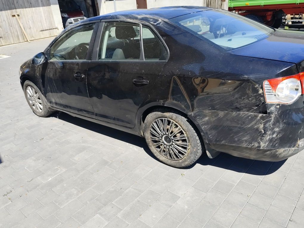 Volkswagen Jetta mk5 1.6 benzyna+lpg