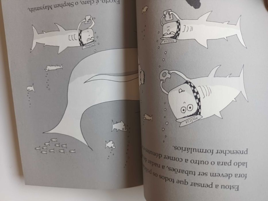 "Puto Detetive - O Covil do Perigo" por Andrew Clover e Ralph Lazar