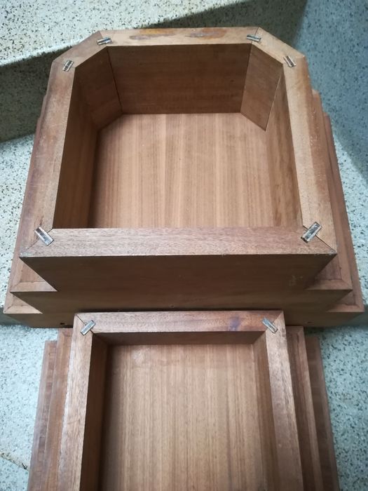 Par de Consolas de Suspensão em Madeira. Modernismo. Anos 1950.