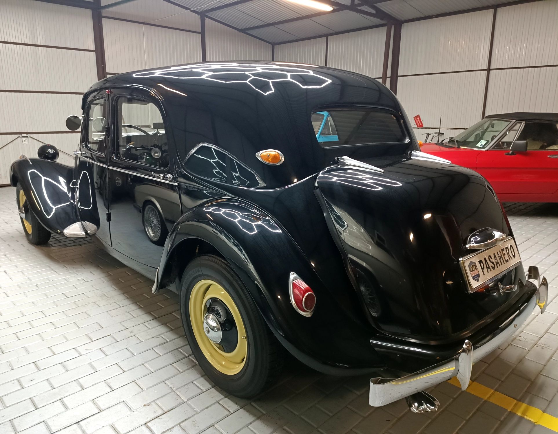 Citroen B11 z kolekcji! Piękny