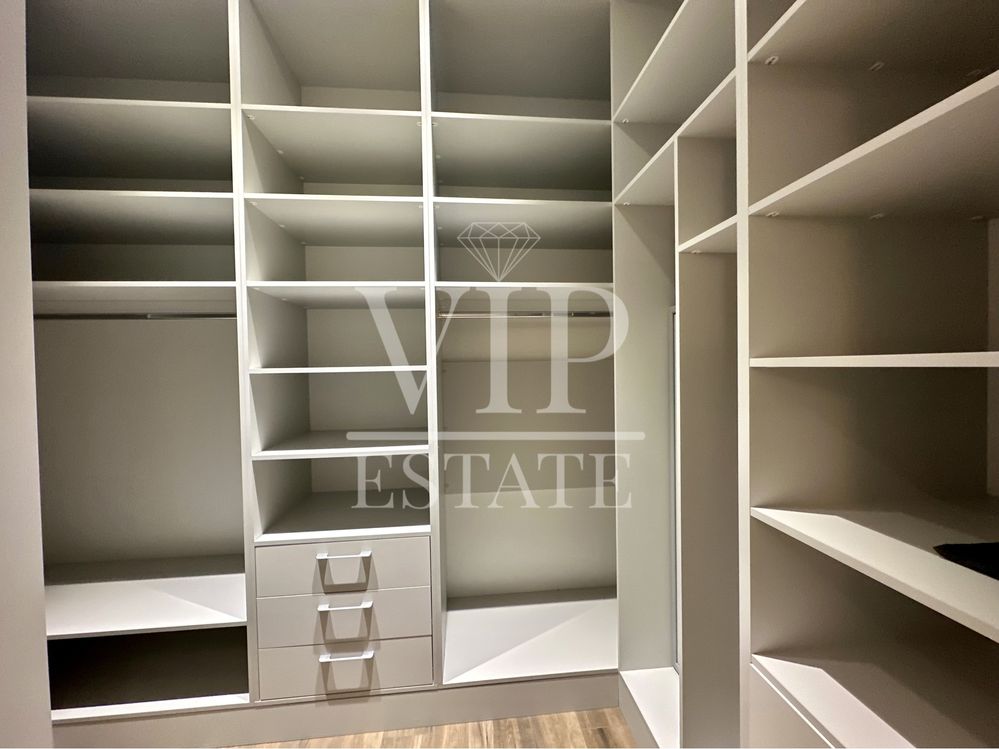 Срочно!Продам дом 225 м.кв.,12 соток,новый ремонт.КП Лесное,Лесопарк