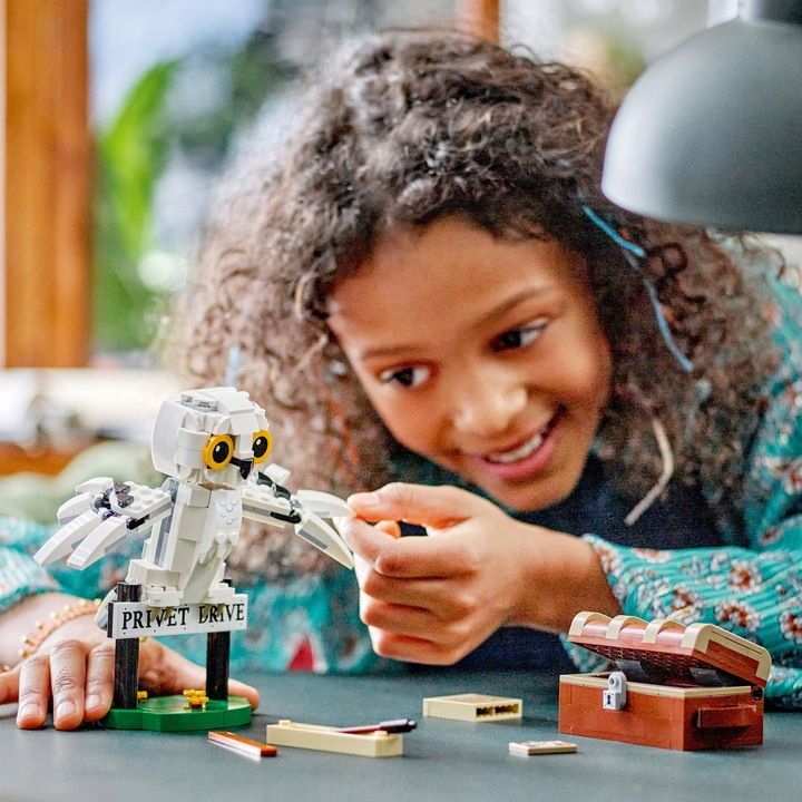 Lego Harry Potter Hedwiga Z Wizytą Na Ul. Privet Drive 4 76425