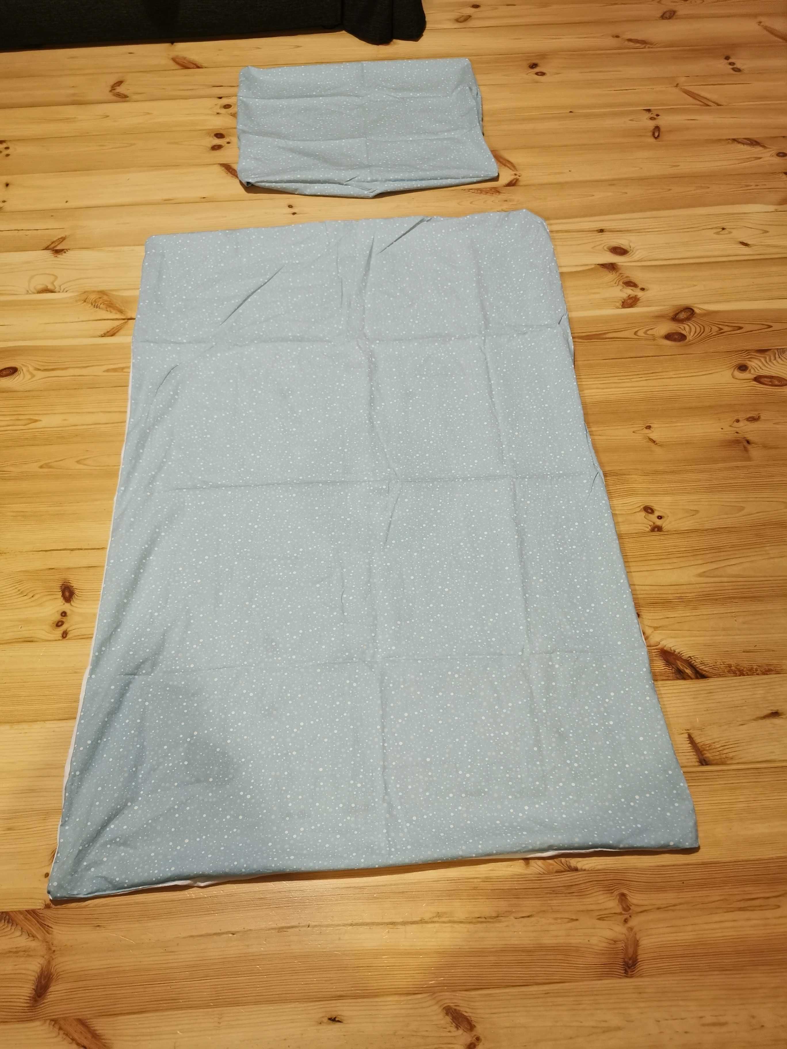 Zestaw kołdra 90x130 + poduszka 50x60 + 1 komplety pościeli