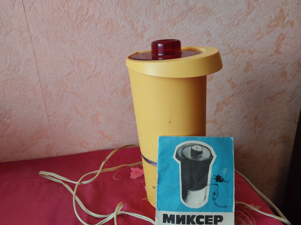 Продам миксер для приготовления коктейлей, майонеза и др.