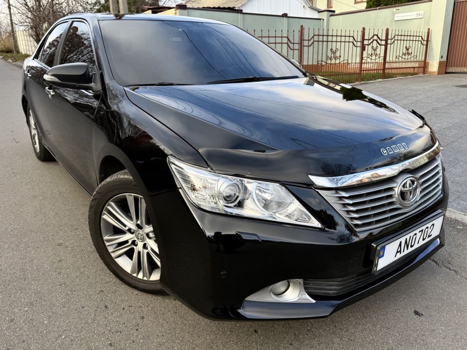 Продам Toyota Camry 50 2.5 газ/бенз офіційна на автоматі