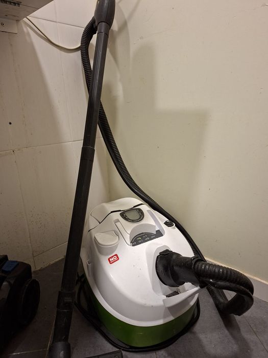 Aspirador de pó  em perfeito estado