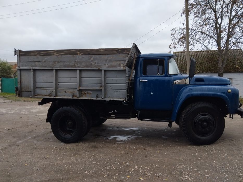 Продам Зіл коротиш д-240