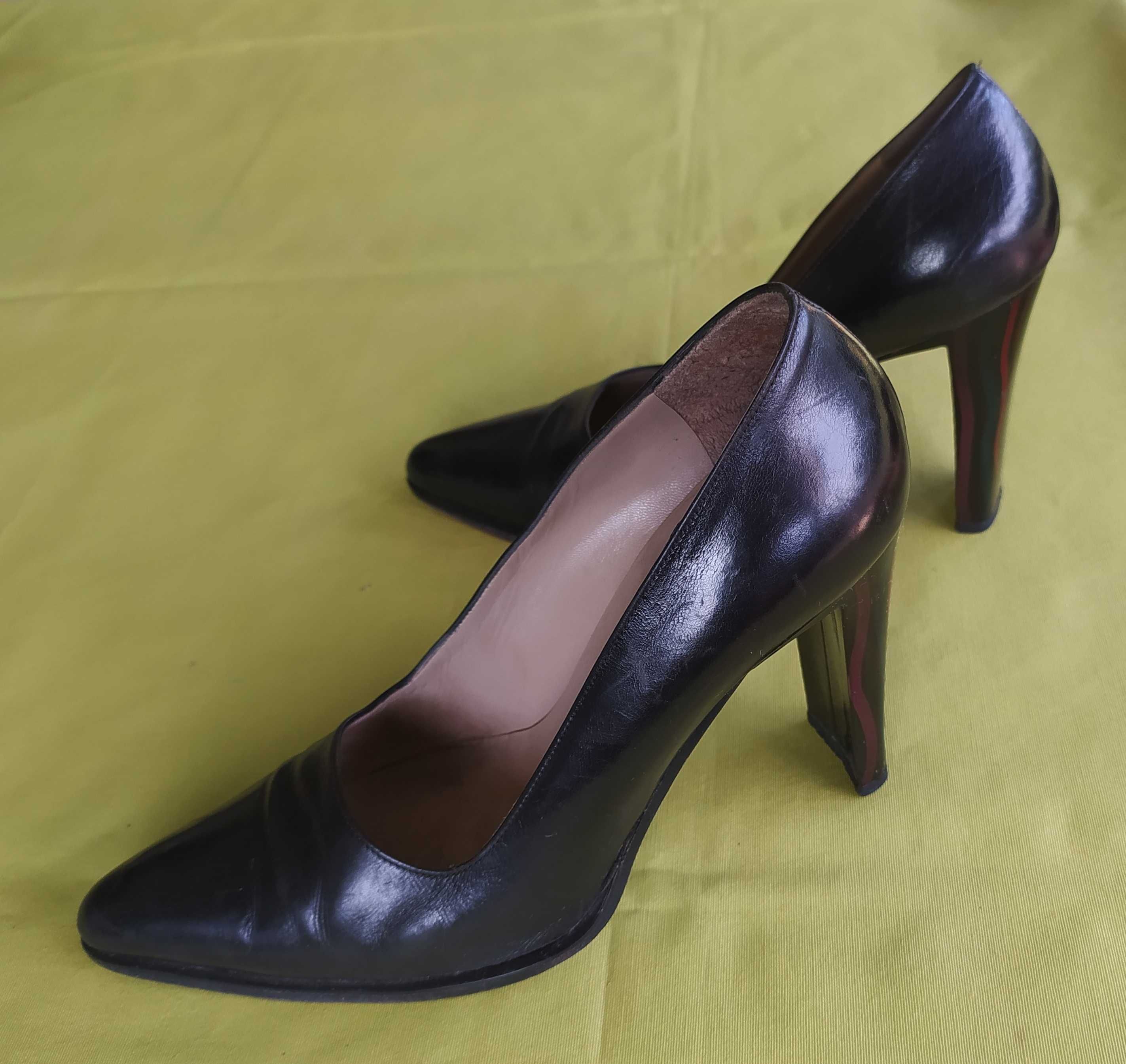 Eleganckie czółenka na obcasach, skóra naturalna  - r.39