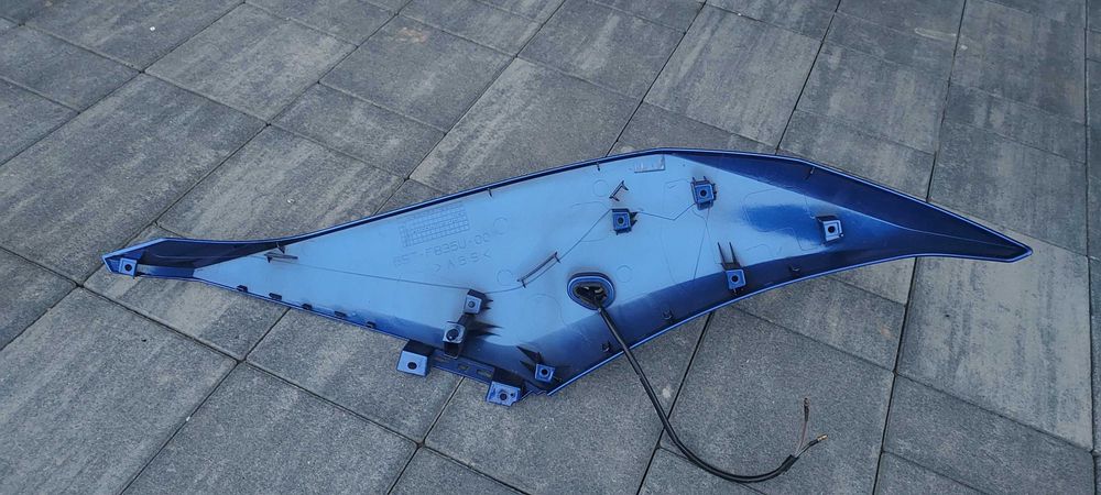 Boczek owiewka osłona Yamaha YZF R3 plastik 2019- 2020 kierunkowskaz