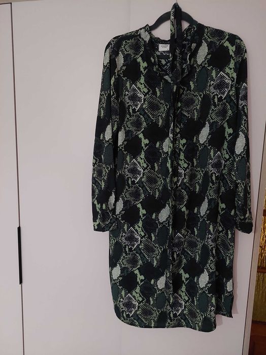 Плаття в асортименті