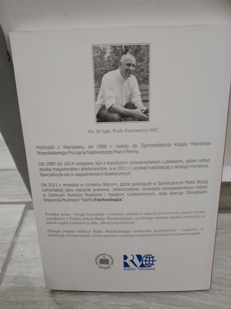 Książka Bioetyczny labirynt Piotr Kieniewicz