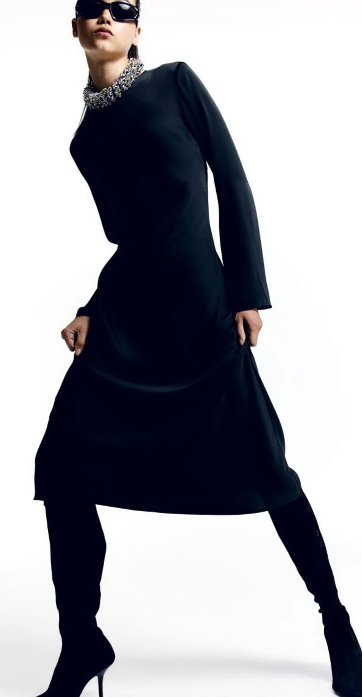 Платье  чёрное женское сатин