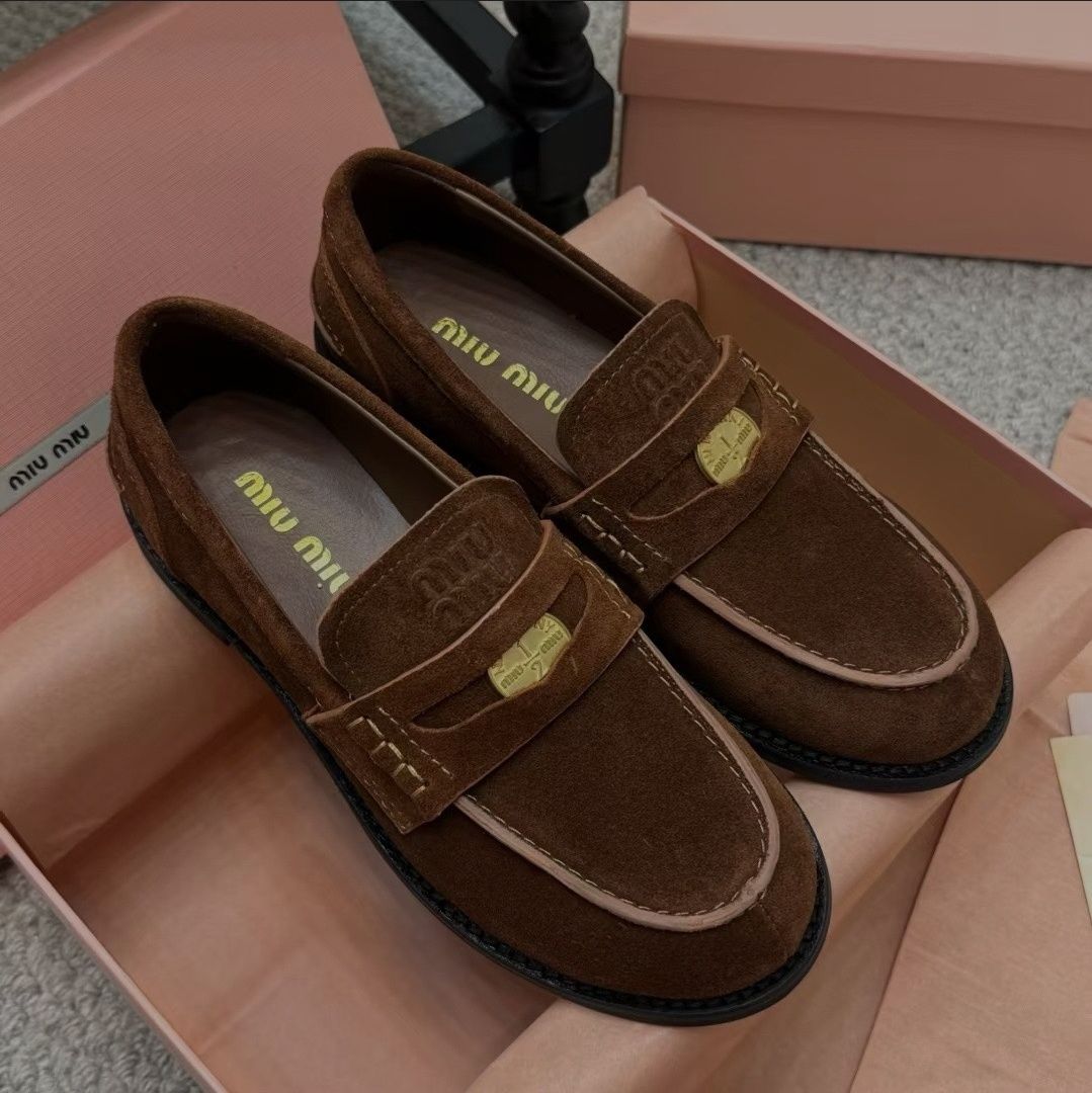 Mokasyny Miu Miu