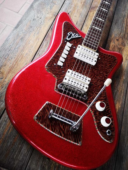 Eko 500/V4 1963 Red Sparkle / Mother of Pearl *RARA*