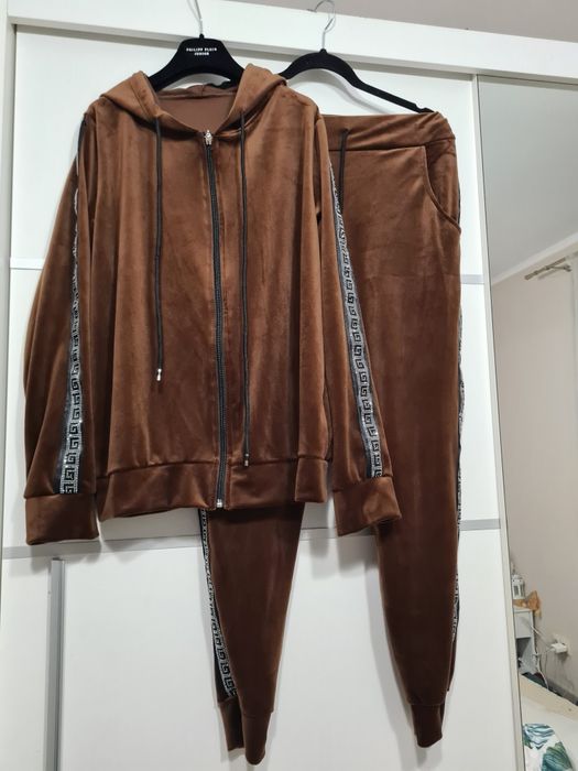 Dres damski rozpinany