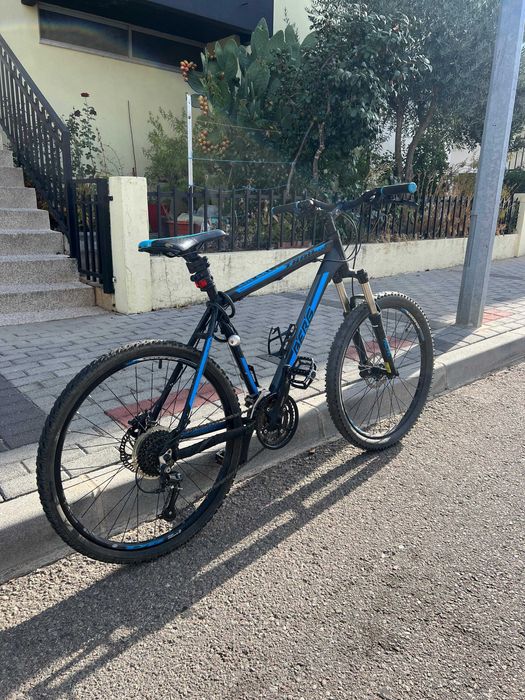 Bicicleta BERG TRAIL