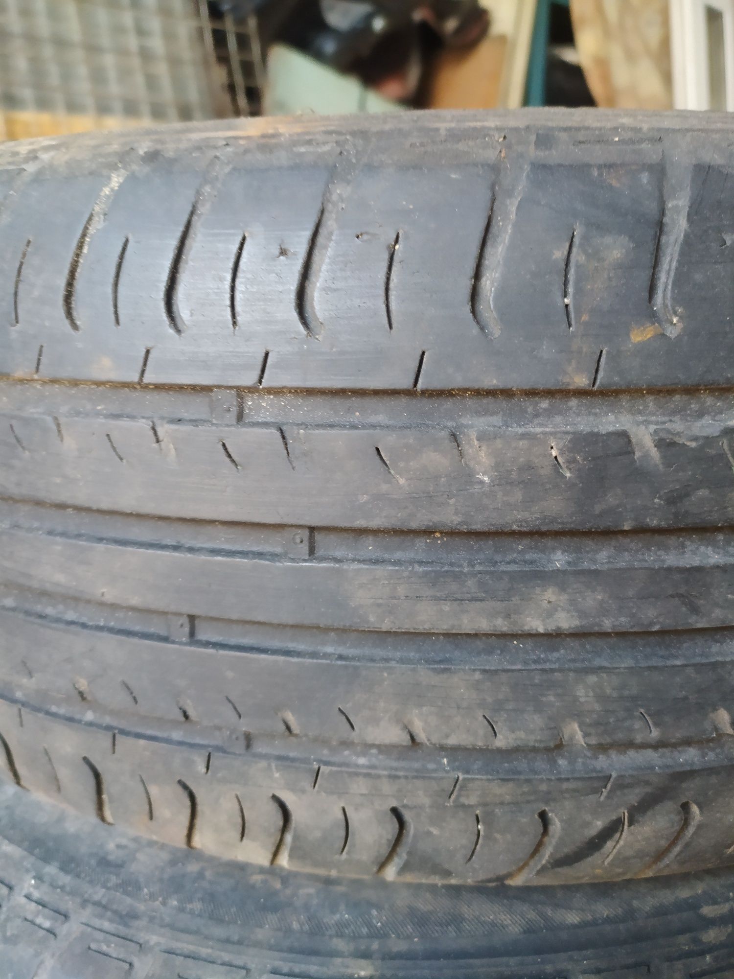 Продам комплект летних шин Hankook r16