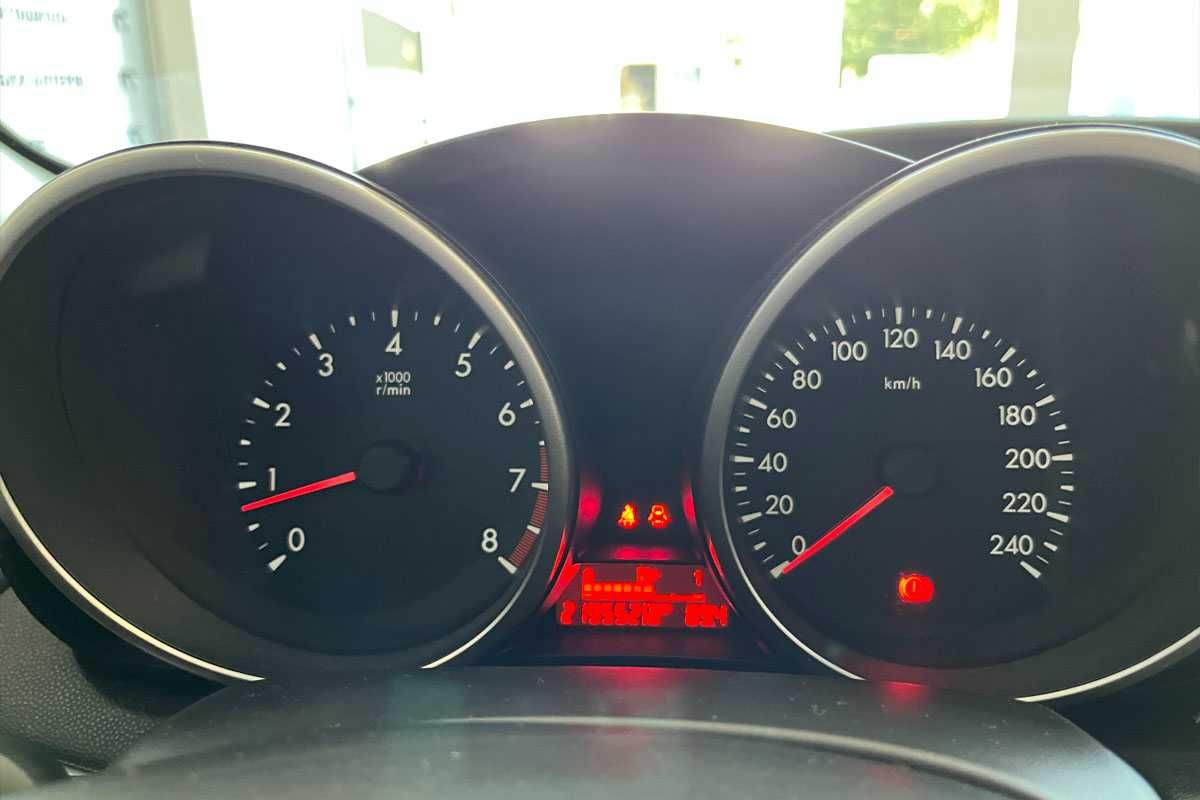 Mazda 3 2010 року