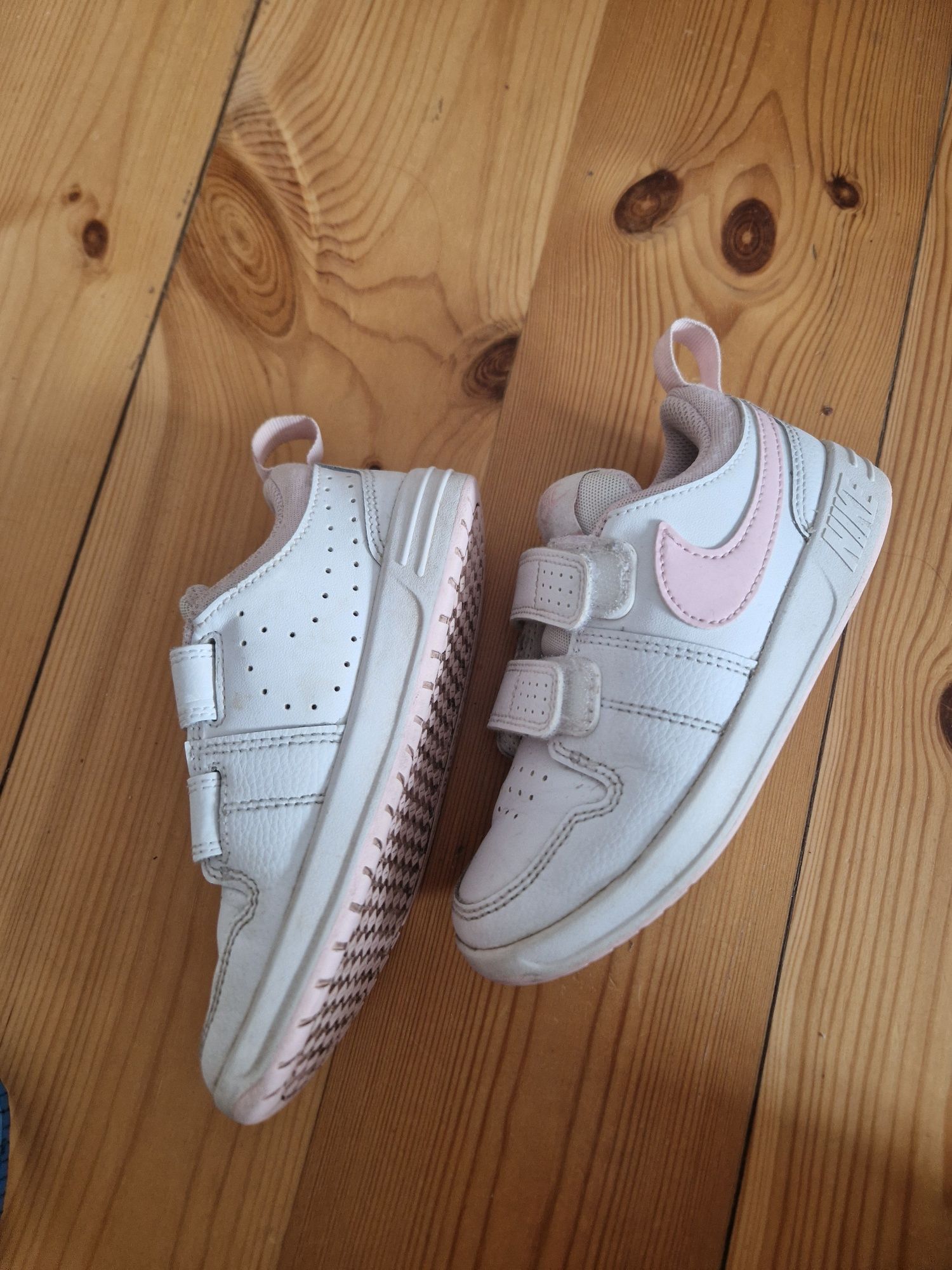 Nike buty 28 rzepy