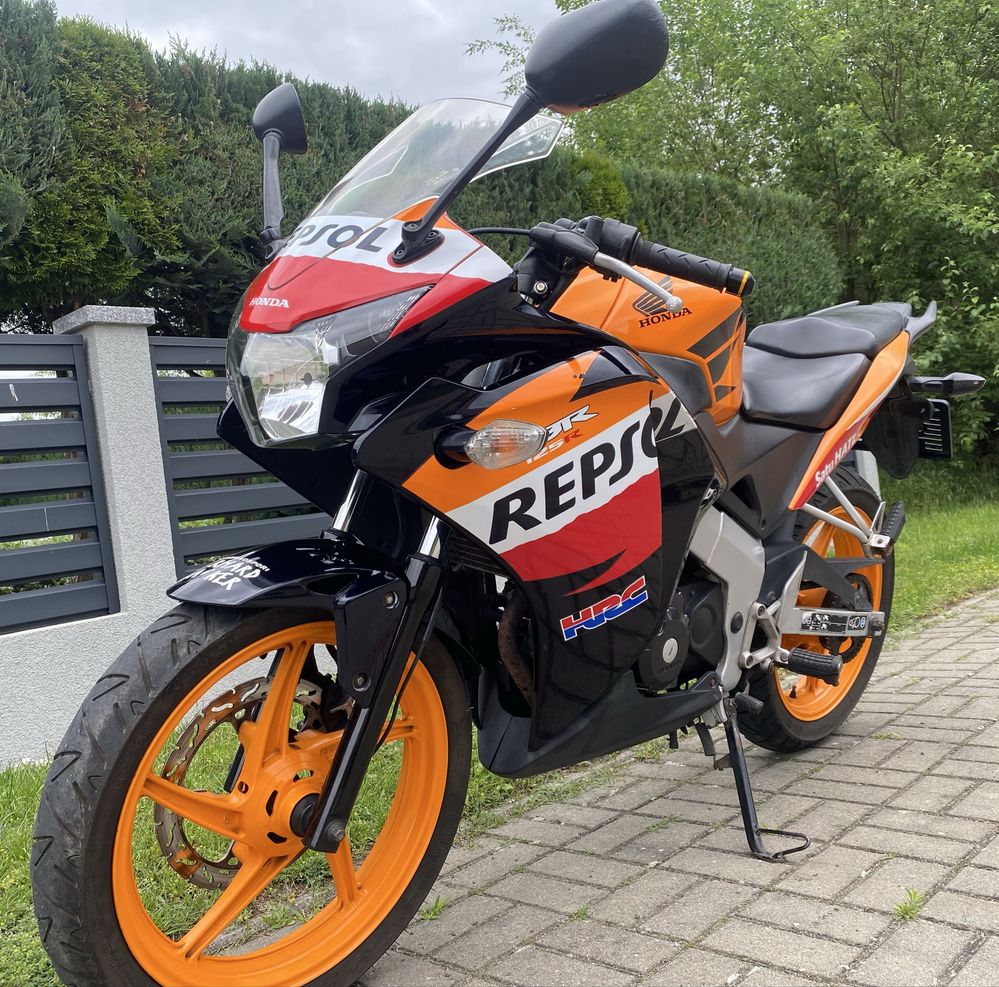 Honda CBR 125 Repsol wtrysk niski przebieg ( gpr, yzf, rs4, duke)