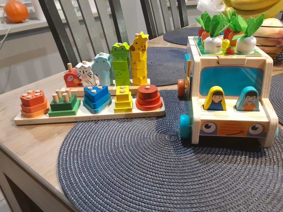 Drewniany Samochód Montessori 8w1 i dwie układanki