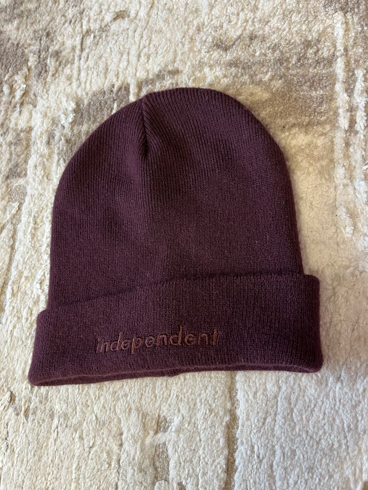 Шапка independent