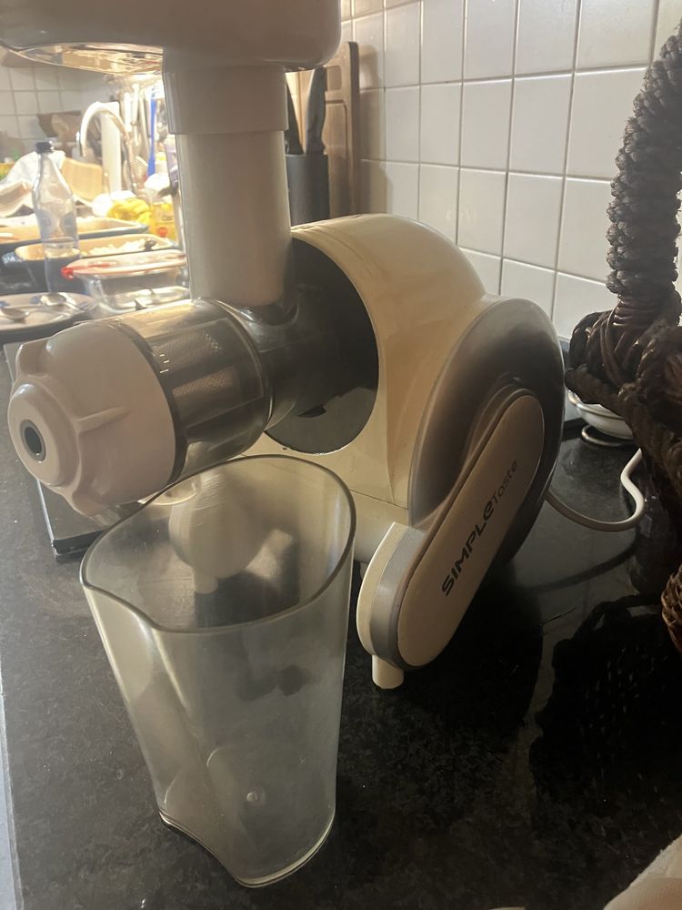 Maquina Sumos centrifugadora Simple Taste